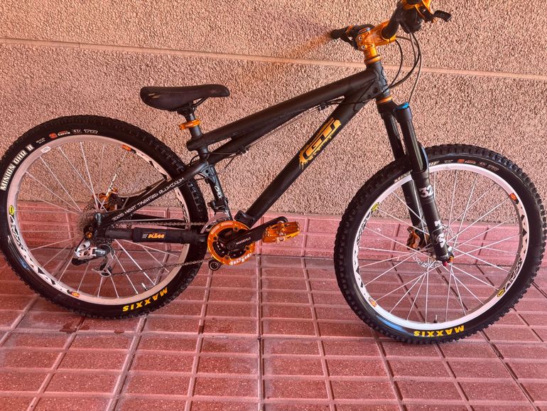 Used GT Chucker 1.0 2007 Mountainbike, Black, 26 — image 12 of 12