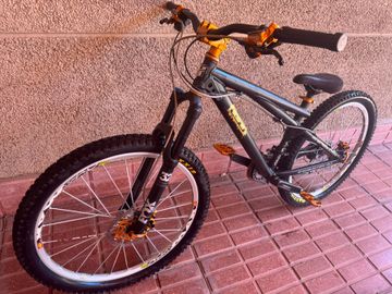 Gebrauchtes GT Chucker 1.0 2007 Mountainbike, Schwarz, 26 — Bild 4 von 10
