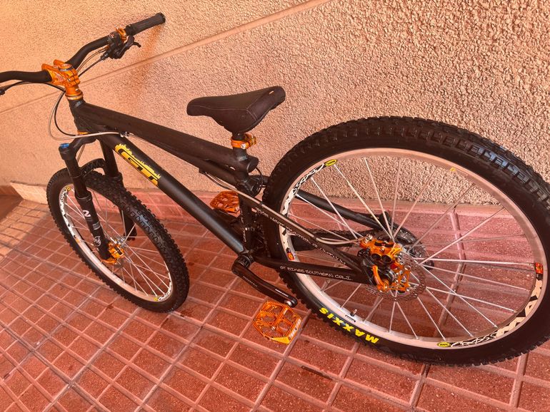Used GT Chucker 1.0 2007 Mountainbike, Black, 26 — image 5 of 12