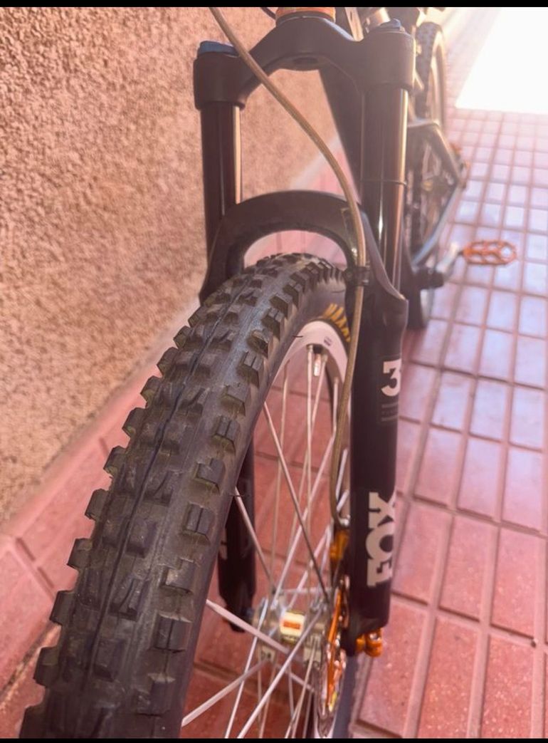 Used GT Chucker 1.0 2007 Mountainbike, Black, 26 — image 8 of 12