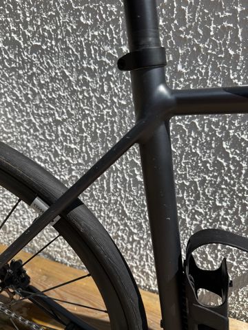 Used Canyon Endurace:ON 7.0 2022 2022 Road & Gravel, Black — image 7 of 10