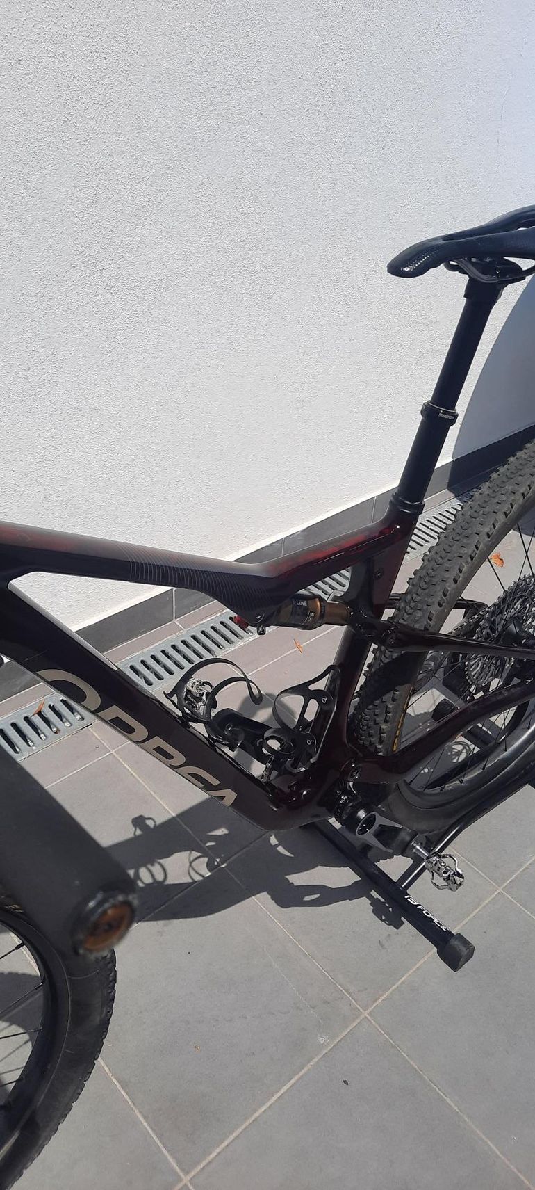 Used Orbea Oiz SRAM X0 Eagle AXS (T-Type) 2024 Mountainbike, Red, 29 — image 11 of 12