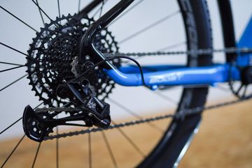Tweedehands Mendiz X10 2023 Mountainbike — afbeelding 2 van 9