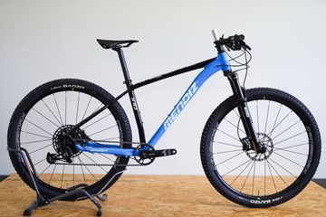 Tweedehands Mendiz X10 2023 Mountainbike — afbeelding 1 van 9