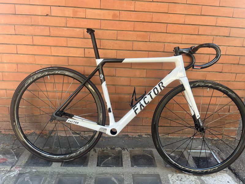 Factor O2 2023 Frameset 2023 Road & Gravel de segunda mano