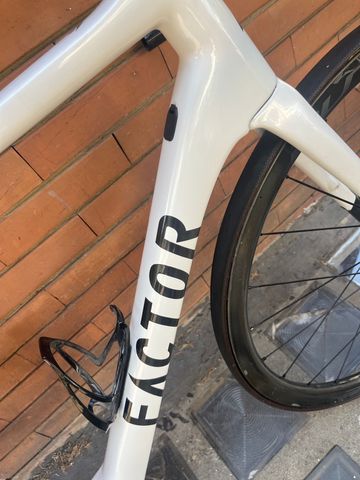 Gebrauchtes Factor O2 2023 Frameset 2023 Road & Gravel, Weiß — Bild 4 von 4