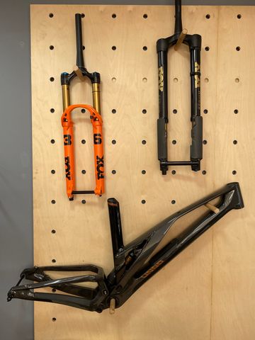 Used UNNO Burn Frameset 2024 Mountainbike, Black, Mixed — image 4 of 4