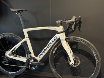 Gebrauchtes Pinarello Custom Shimano 105 Di2 2024 Road & Gravel, Weiß — Bild 2 von 4
