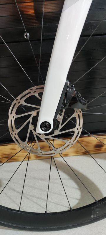 Bianchi Oltre SRAM Rival eTap AXS 2022 Road & Gravel usato, Bianco — immagine 5 di 11