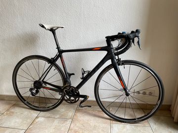 Scott Addict 15 2017 2017 Road & Gravel d'occasion — image 1 sur 3