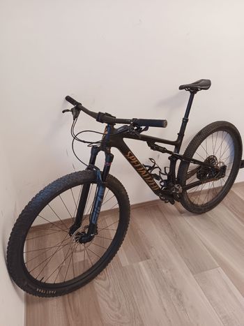 Used Specialized Epic Comp 2023 Mountainbike — image 2 of 5