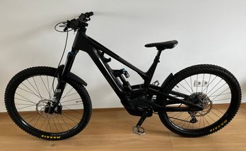 Used Canyon Torque:ON CF 8 2023 2023 Mountainbike, Black, 29, 27.5 — image 1 of 13