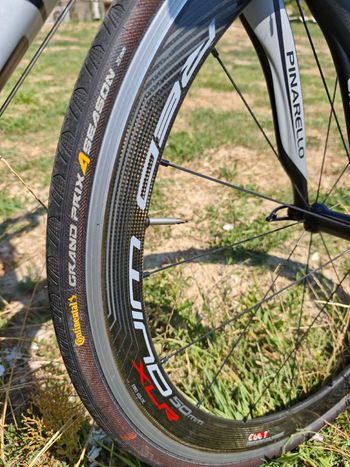 Used Pinarello Pinarello Paris 2012 Think2 Con Dura-Ace 2012 Road & Gravel, Black — image 4 of 5