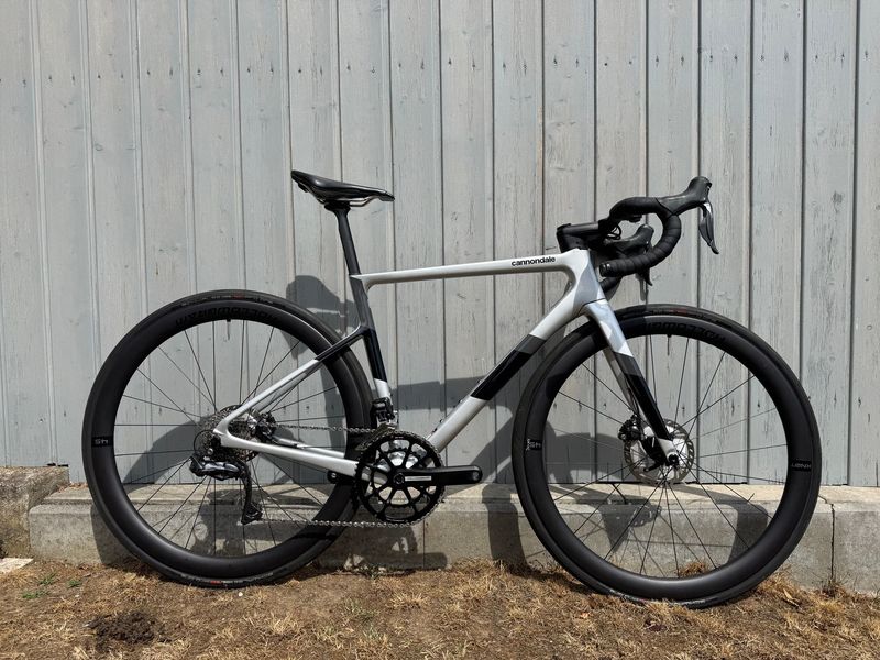 Used Cannondale SuperSix EVO Carbon Disc Women's Ultegra Di2 2021 2021 Road & Gravel