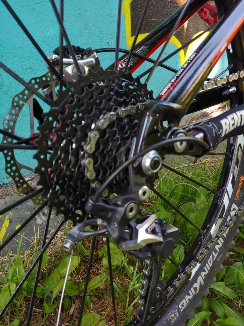 Używany Rocky Mountain Altitude 770 MSL 2016 2016 Mountainbike — zdjęcie 5 z 8