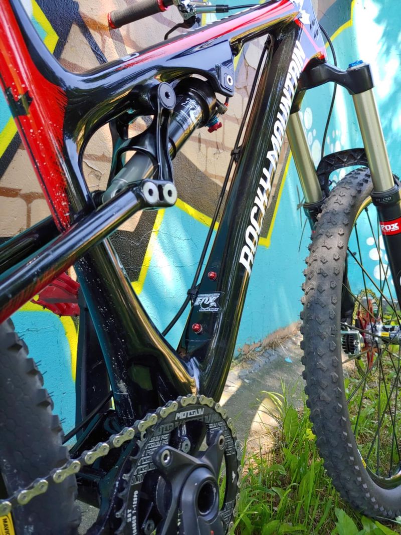 Używany Rocky Mountain Altitude 770 MSL 2016 2016 Mountainbike — zdjęcie 2 z 8