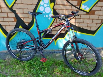 Używany Rocky Mountain Altitude 770 MSL 2016 2016 Mountainbike — zdjęcie 3 z 8