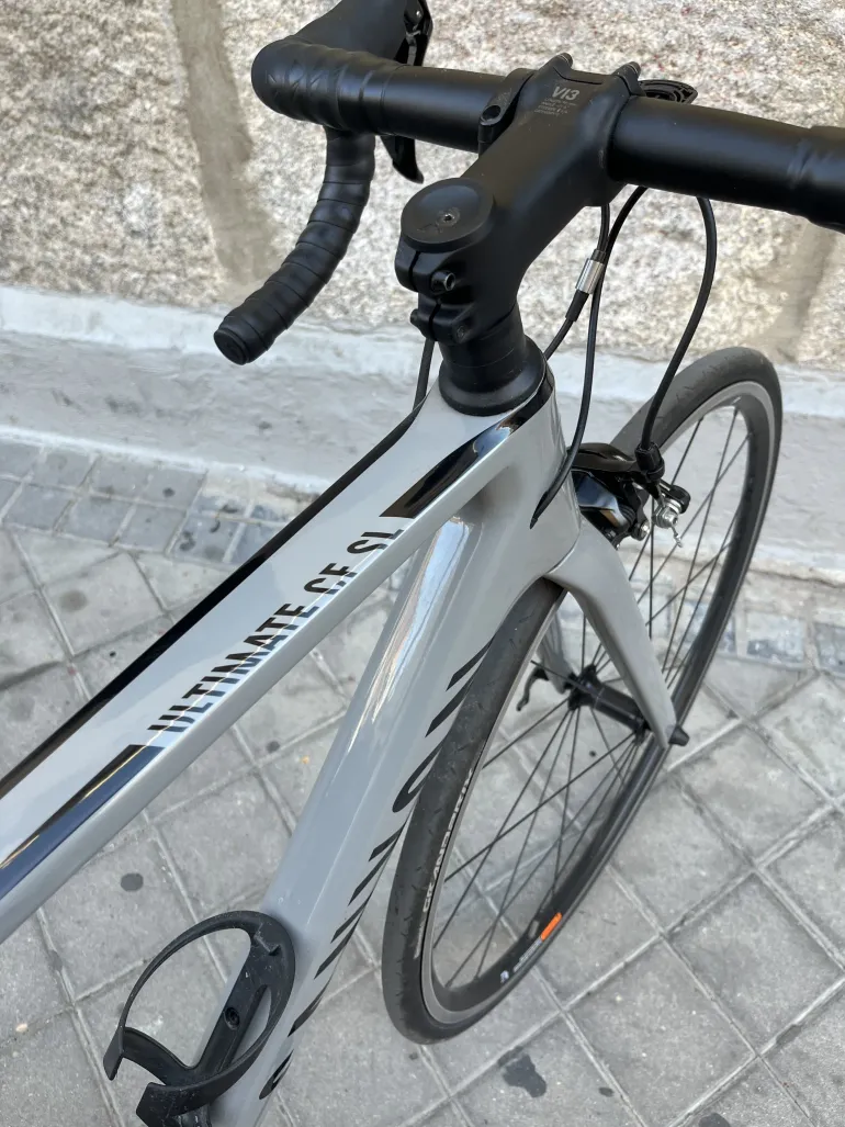 Used Canyon Ultimate CF SL 7 2022 Road & Gravel, Light Gray — image 6 of 6