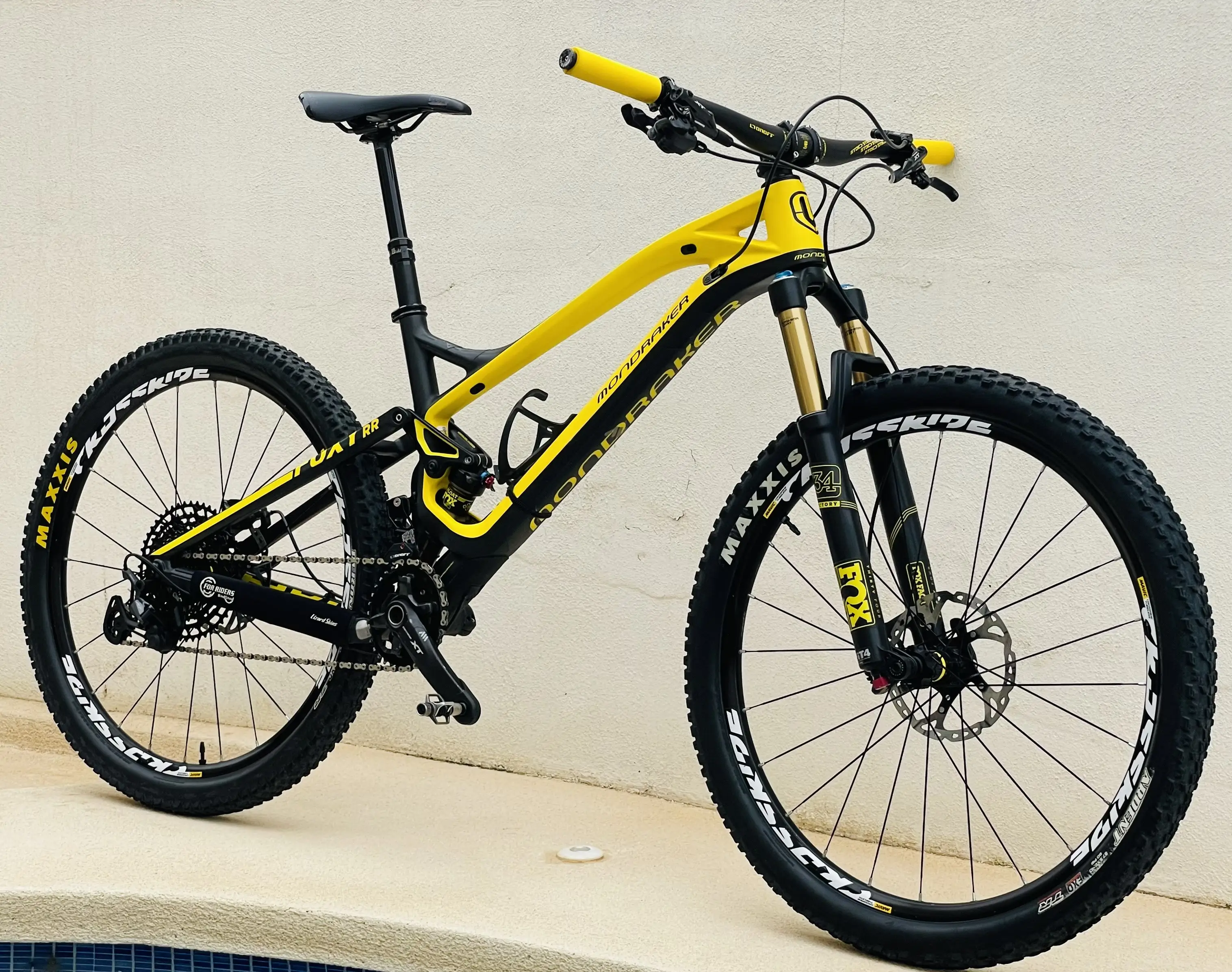 Mondraker foxy carbon discount 2017