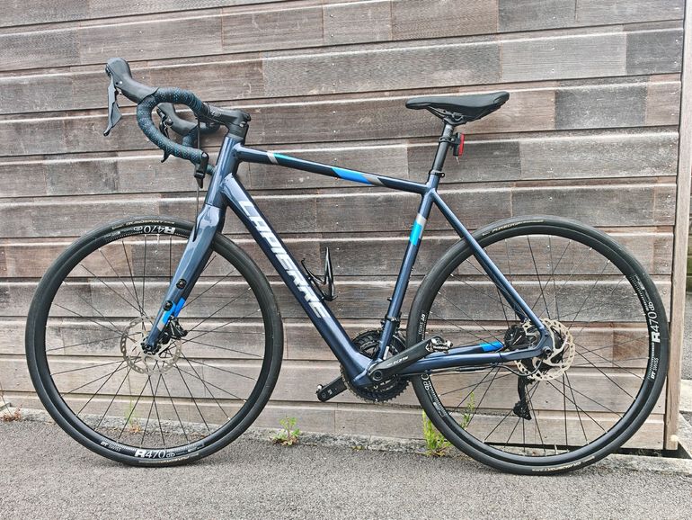 d6953c41-cb7d-4253-88f1-