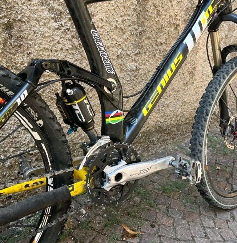 Used Scott SCOTT GENIUS MC 10 CARBON 26" 2006 Mountainbike, Schwarz — image 8 of 8