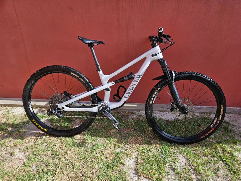 Canyon Spectral 125 CF 7 2023 2023 Mountainbike d'occasion — image 1 sur 12