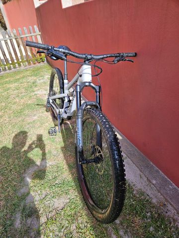 Canyon Spectral 125 CF 7 2023 2023 Mountainbike d'occasion — image 6 sur 12