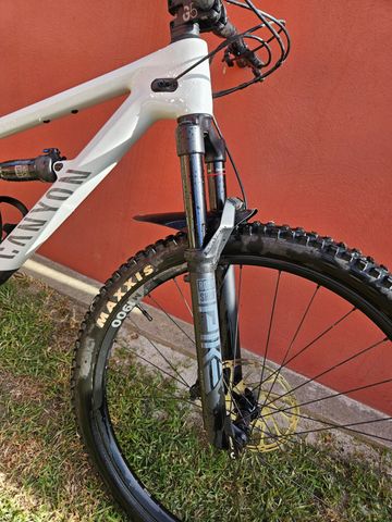 Canyon Spectral 125 CF 7 2023 2023 Mountainbike d'occasion — image 5 sur 12