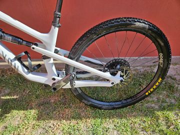 Canyon Spectral 125 CF 7 2023 2023 Mountainbike d'occasion — image 10 sur 12