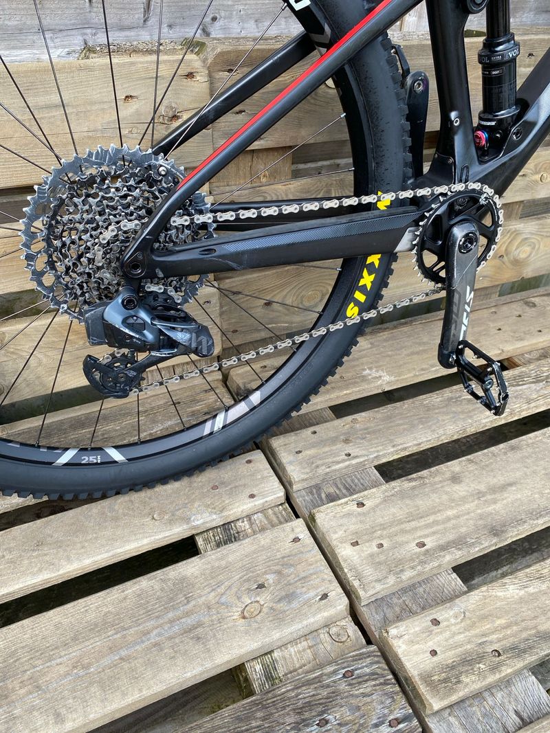 Použité BMC Fourstroke SRAM GX Eagle AXS 2022 Mountainbike — obrázek 3 z 6