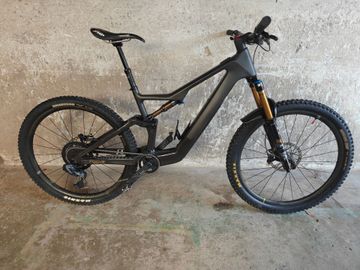 Tweedehands Focus JAM² SL 9.0 2023 2023 Mountainbike — afbeelding 1 van 13