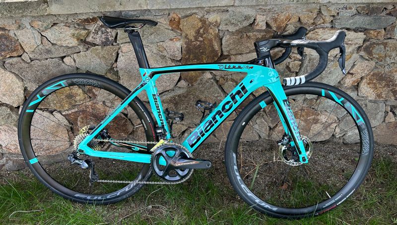 Używany Bianchi Oltre XR4 2022 Road & Gravel — zdjęcie 1 z 13