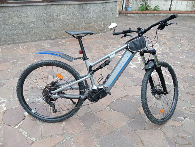 Used ROCKRIDER Full suspension Microshift Acolyte 2023 Mountainbike, Light Gray, 29 — image 1 of 10