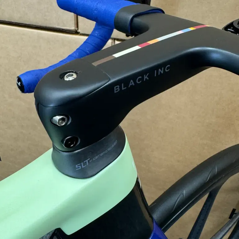 Used Factor OSTRO Paul Smith Edition 12-speed Sram Red ETap AXS - 2024 (54cm) 2024 Road & Gravel, Blue — image 4 of 17