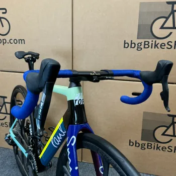 Used Factor OSTRO Paul Smith Edition 12-speed Sram Red ETap AXS - 2024 (54cm) 2024 Road & Gravel, Blue — image 12 of 17