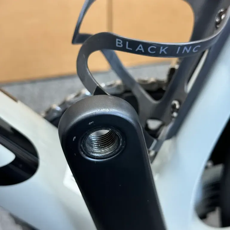 Used California Bicycle Factory O2 Disc 12-speed Shimano Ultegra Di2 - 2024 (54cm) 2024 Road & Gravel, Light Gray — image 12 of 18