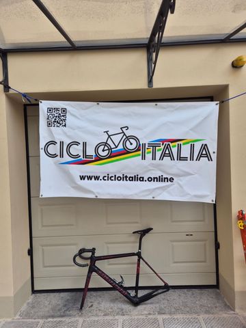 Używany Bianchi Specialissima CV Frameset 2018 Road & Gravel — zdjęcie 2 z 6