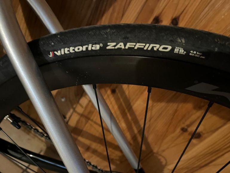 Used CIÖCC E-veloce Endurance 2022 2022 Road & Gravel, Black — image 3 of 8