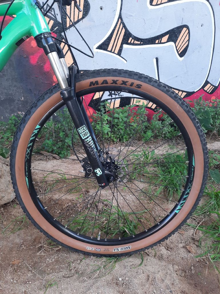 Orbea ALMA H50 29 2018 2018 Mountainbike usato, Verde — immagine 9 di 11