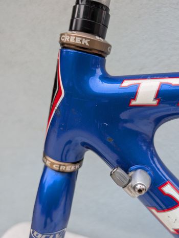 Used Trek 2002 Trek 5200 US Postal Team Edition Frameset 2002 Road & Gravel, Blue — image 9 of 10