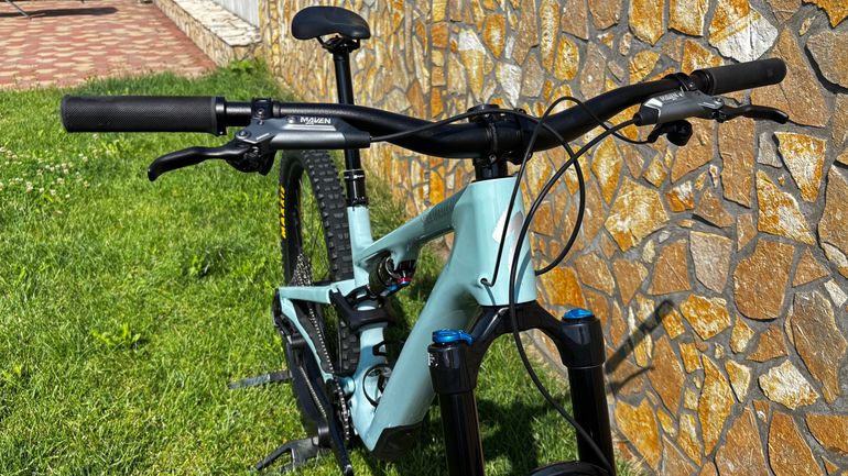 Used Specialized Stumpjumper 15 Comp 2025 2025 Mountainbike, Blue, 29 — image 2 of 9