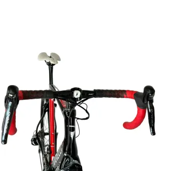 Used Pinarello Pinarello Dogma F8 Di2 Dura-Ace 11-spd 57.5cm MSRP:$9k 2015 Road & Gravel, Red — image 3 of 9