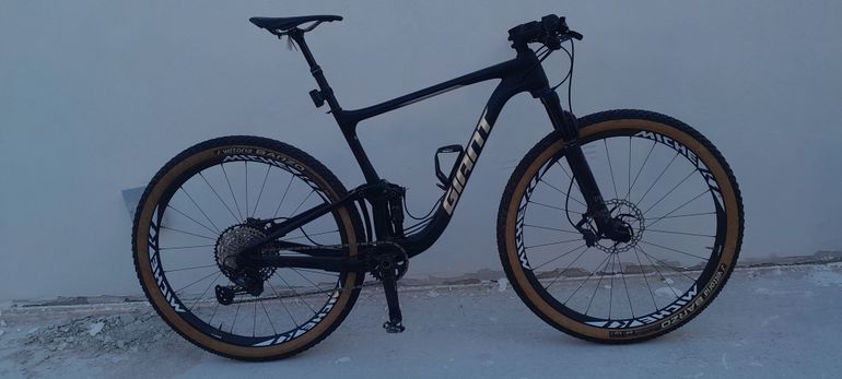 Used Giant Anthem Advanced, Pro 29 1 2021 2021 Mountainbike, Black, 29 — image 1 of 4