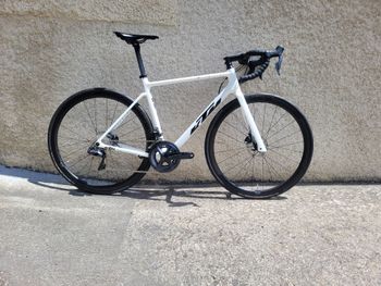 Used KTM Revelator Shimano Ultegra Di2 2022 Road & Gravel, White — image 2 of 10