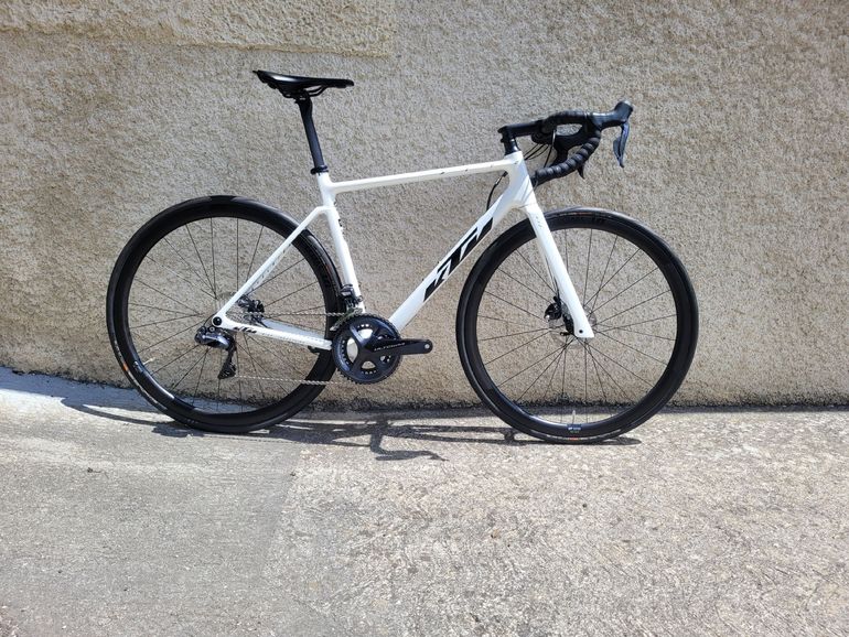 Used KTM Revelator Shimano Ultegra Di2 2022 Road & Gravel, White — image 2 of 10