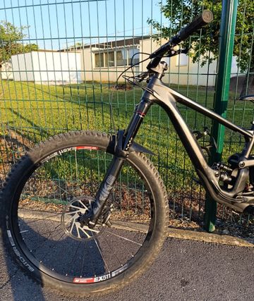 Used Specialized Enduro Comp 2020 2020 Mountainbike, Black, 29 — image 24 of 26