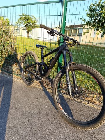 Used Specialized Enduro Comp 2020 2020 Mountainbike, Black, 29 — image 3 of 26