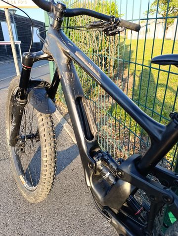 Used Specialized Enduro Comp 2020 2020 Mountainbike, Black, 29 — image 14 of 26