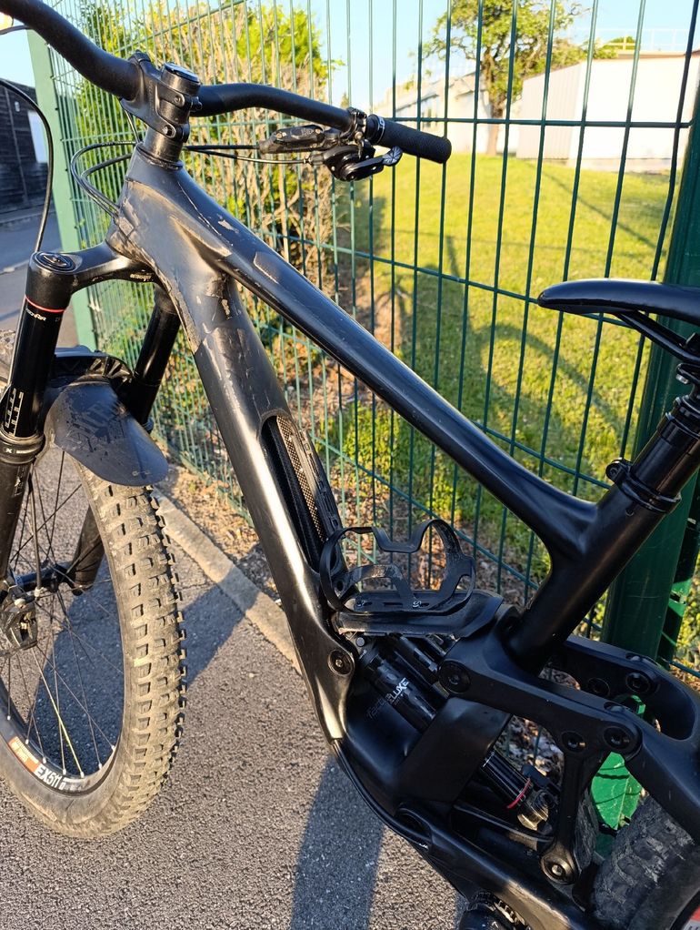 Używany Specialized Enduro Comp 2020 2020 Mountainbike — zdjęcie 15 z 26