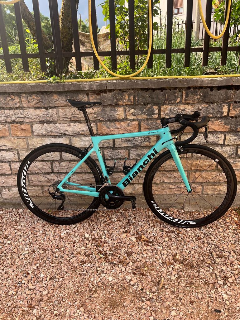 【ゾロリ】Bianchi sprint 105 disc 2022年モデル Is Bianchi Sprint - 105 Di2 A Good Bike? [Bianchi Sprint